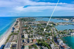 Park Shore Suites at Madeira Beach #3 - New Management! Family & Pet Friendly! Steps to Beach!
